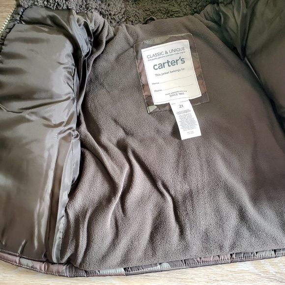 Carter's boys camoflauge puffer jacket with faux fur hood Size 2T - Picture 7 of 13